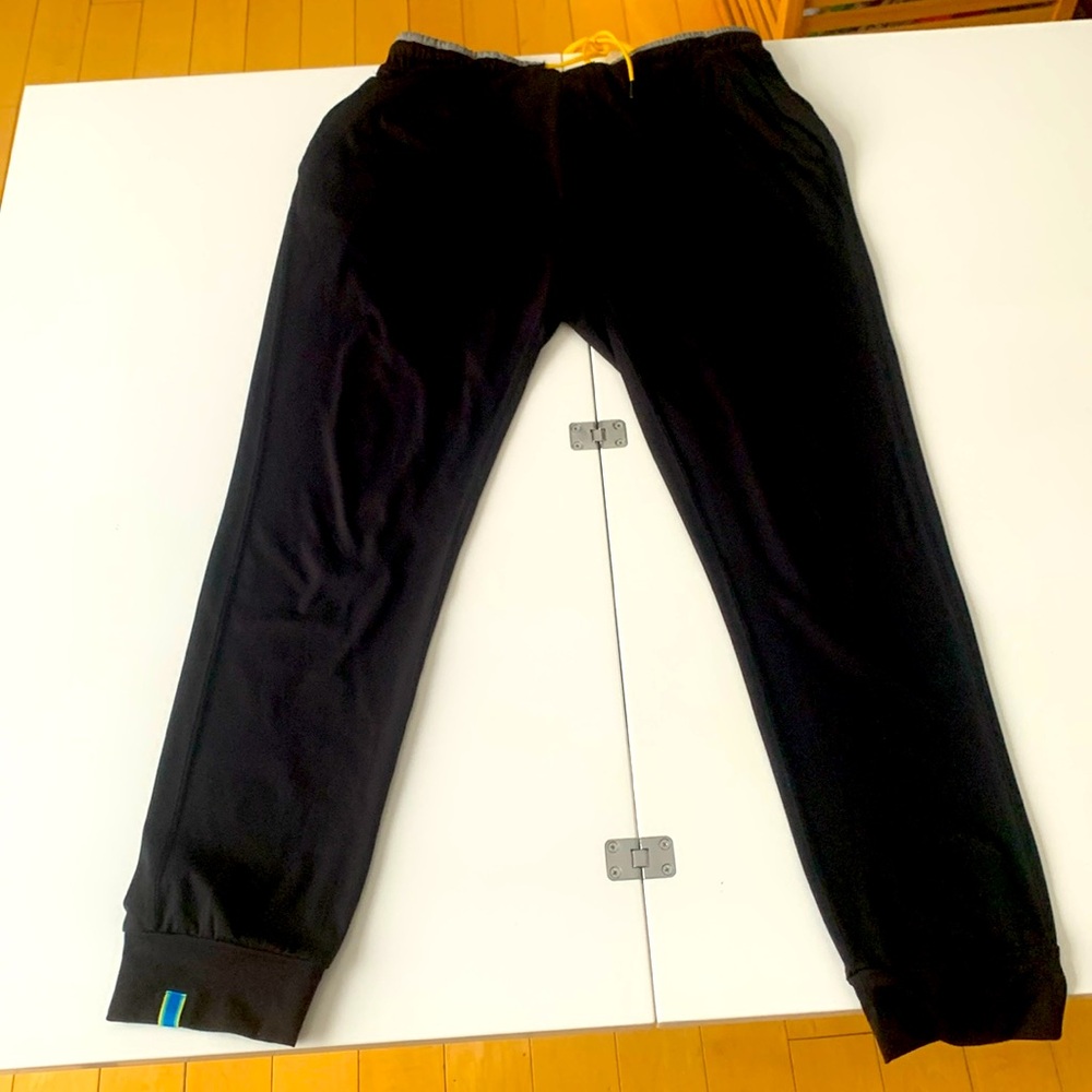 chubbies joggers like new - ultra soft